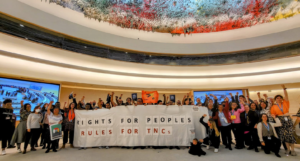 Foto action at the UN Negotiations Room